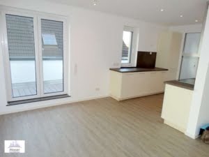 VERMIETET! Schicke Penthouse 3- Zimmer Wohnung mit Rund um Terrasse in ruhiger Lage Nieder Roden