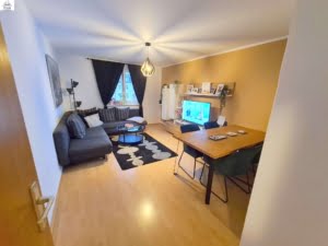 VERMIETET! Sachsenhäuser Lage am Schweizer Platz! Gemütliche 2 Zimmerwohnung mit EBK im 3. OG