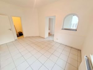 VERMIETET! Großzügige 3-Zimmerwohnung mit Wohnküche – ruhig in Eckenheim