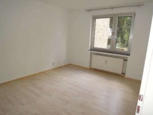 VERMIETET! Großzügige sonnige 2 Zimmer mit Südbalkon + EBK – nahe Berger Straße – Bornheim Mitte