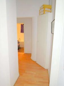 VERMIETET! Altbaucharme pur ! 2 Zimmerwohnung mit Wohnküche – zentral + ruhig im Ostend Nähe EZB