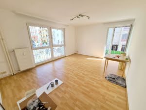 VERMIETET! Top Westendlage! Großzügig renoviert! 1 Zimmerwohnung mit Balkon + sep. Küche inkl. EBK