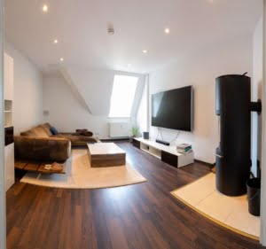 VERMIETET! WOW! – Stylische 5 Zimmer Maisonette inkl. EBK + Kamin + Dachterr. -Sachsenhausen