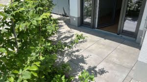 VERMIETET! Nagelneu + richtig schick : 3-Zimmerwohnung mit Balkon – ruhig in Offenbach-Ost