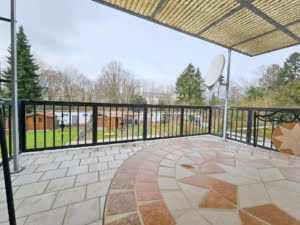 VERKAUFT! Perfekt für die kleine Familie! Solides Reihenmittelhaus + Garage + Garten -Heddernheim