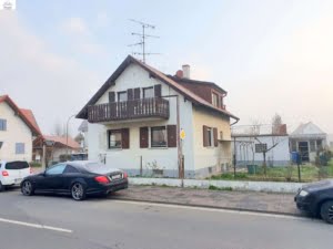 VERMIETET! neu saniert! Gemütliche 2 Zimmer Gartenwohnung im 2-Fam.Haus – zentral in Mühlheim