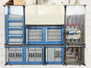 VERMIETET! Lager-/Produktionshalle mit vielen Möglichkeiten – gute Anbindung im Gewerbegebiet von Altenstadt