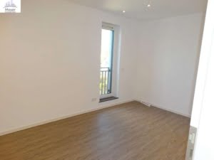 VERMIETET! Schicke Penthouse 3- Zimmer Wohnung mit Rund um Terrasse in ruhiger Lage Nieder Roden