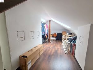 VERMIETET! WOW! – Stylische 5 Zimmer Maisonette inkl. EBK + Kamin + Dachterr. -Sachsenhausen