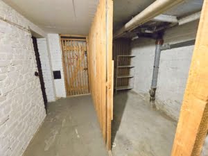 VERMIETET! Gemütliche 3 Zimmerwohnung mit großem Balkon in gepflegter Grünanlage in Bad Homburg
