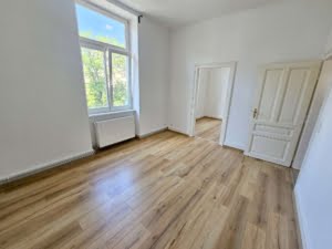 VERMIETET! Altbaucharme ! Gemütliche 2 Zimmerwohnung mit Wohnküche inkl. neuer EBK