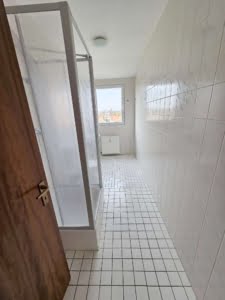VERMIETET! Sonnige + große 3 Zimmer Dachgeschosswohnung – Hanau Nähe TÜV – zentrale Lage
