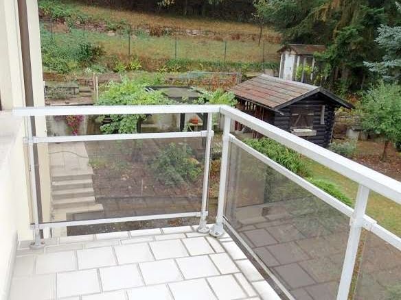 VERMIETET! Großzügige 3-Zimmerwohnung mit 2 Balkonen ruhige Lage in Großheubach