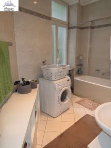 VERMIETET! Altbaucharme in Sachsenha.! Gemütliche 2 Zimmerwohnung inkl. Einbauküche + Wannenbad