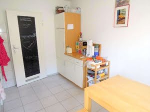 VERMIETET! Großzügige 1-Zimmerwohnung mit extra Wohnküche und Balkon – Top Lage Sachsenhausen