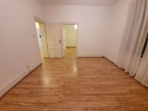 VERMIETET! Altbaucharme pur! Gemütliche 2 Zimmerwohnung mit Wohnküche in Alt-Eschersheim