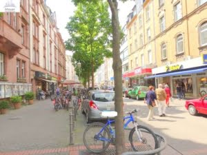 VERMIETET!Top Lage Bornheim Mitte: Berger Str.! Attraktives Ladenlokal mit Nebenräumen