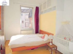VERMIETET! Topst Lage von Sachsenhausen! Altbaucharme! Gemütliche 2 Zimmerwohnung inkl. Wannenbad