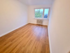 VERMIETET! Großzügige 3 Zimmerwohnung mit Südbalkon inkl EBK – zentral in Sachsenhausen
