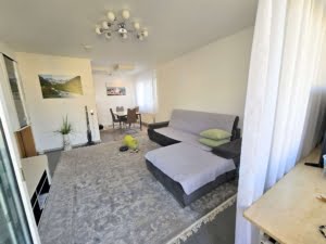 VERMIETET! Gemütliche großzügige 3 Zimmerwohnung mit Balkon – ruhig + zentral in Oberrad