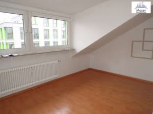 VERMIETET! Schick und gemütlich! 2 Zimmer DG-Wohnung in gepflegtem MFH zentral in Bad Soden