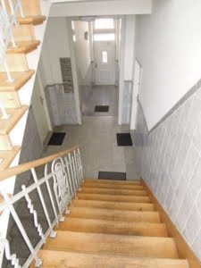 VERMIETET! Gemütliche 2 Zimmer mit Balkon + Blick auf die Niddawiesen – Rödelheim