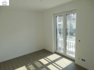 VERMIETET! NEUBAU 2017! Schicke 2- Zimmer Wohnung mit Balkon + Einbauküche – Niederroden