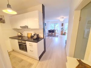 VERMIETET! Top gepflegte 2 Zimmerwohnung mit Südbalkon + TG-Platz – zentral in Oberrad