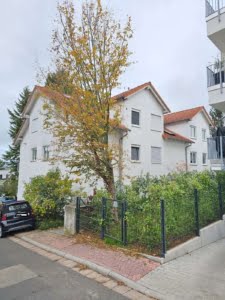 VERKAUFT! Panoramablick! Große 2 Zimmerwohnung mit Dachterrasse + TG-Platz – Top Lage Bad Vilbel