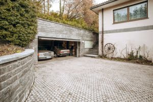 VERKAUFT! Prachtvolle Villa mit Schwimmbad und Parkgrundstück mit Teich – Hollywood-Feeling im Rheingau!