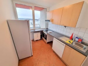 VERMIETET! Schicke 2 Zimmer Wohnung mit Balkon – Sachsenhausen + POOL+SAUNA im Haus!