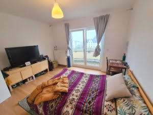 VERMIETET! Schick! Saniert! 1 Zimmer mit Balkon + Wohnküche – Top Lage Bornheim Nähe Berger Str.