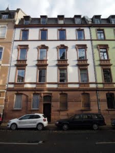 VERMIETET! Altbaucharme in Sachsenhausen: gemütliche 2 Zimmerwohnung mit Tageslichtbad