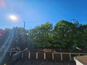 VERKAUFT! Große 4 Zimmer Terrassenwohnung + 2 Bäder + EBK + Kamin + Keller + Garage –