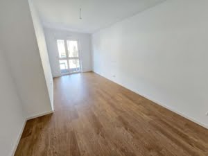 VERMIETET! Richtig schick & Nagelneu : große 4-Zimmerwohnung mit großem Balkon – ruhig in Offenbach-Ost