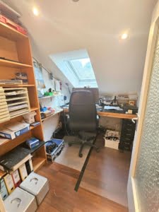 VERMIETET! Bezahlbar! Sonnige gemütliche 4 Zimmer – Dachgeschosswohnung – Top Lage Hofheim Kapellenberg