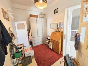 VERMIETET! Gemütliche 2 Zimmerwohnung mit Wohndiele + Wannenbad – ruhig+ zentral in Rödelheim