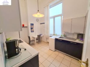 VERMIETET! TOP! Altbau im Westend ! Voll möblierte 2 Zimmerwohnung mit Balkon – min. für 9 Monate