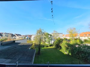 VERMIETET! Große, gemütliche 3,5 Zimmer Altbauwohnung mit Balkon – zentrale Lage Nähe TÜV Hanau