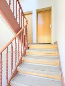 VERMIETET! Erstbezug kmpl. saniert! Sonnige 2-Zimmer Wohnung + Gartennutz.- mainnah in Fechenheim