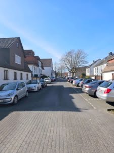 VERKAUFT! Karben-Kloppenheim: Panoramablick in großer 3 Zimmer Penthousewohnung + Einzelgarage