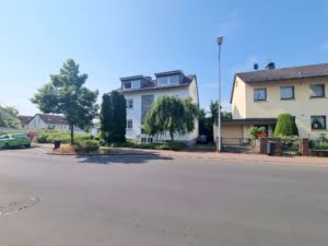 VERKAUFT! gepflegtes MFH mit 5-6 Whg. + 1 Garage + Hof + Garten – zentrale Lage Bad Soden