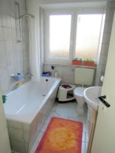 VERMIETET! Gemütliche, sonnige 2 Zimmerwohnung mit Balkon – ruhig in Preungesheim