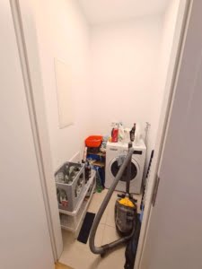 VERMIETET! Sonnige 2-Zimmer Wohnung mit 2 Balkonen, Parkett, Einbauküche- zentr. Ostend Lage