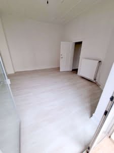 VERMIETET! Altbaucharme pur! Großzügige 2 Zimmerwohnung inkl. Wohnküche – ruhig in Rödelheim