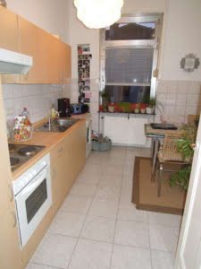 VERMIETET! Altbaucharme! Große 1,5 Zimmerwohnung mit Wohnkü – ruhig und zentral in Rödelheim
