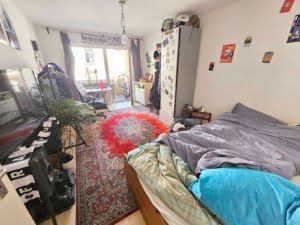 VERMIETET! Großzügige sonnige 2 Zimmer mit Südbalkon + EBK – nahe Berger Straße – Bornheim Mitte