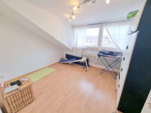 VERKAUFT! gepflegtes MFH mit 5-6 Whg. + 1 Garage + Hof + Garten – zentrale Lage Bad Soden