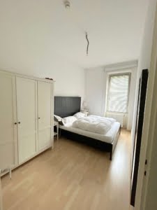 VERMIETET! Gemütliche, kleine 3 Zimmerwohnung inkl. EBK – ruhig und zentral in Bornheim