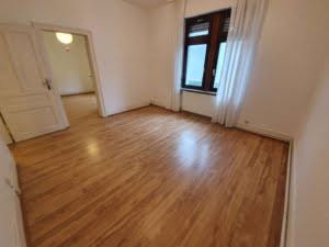 VERMIETET! Altbaucharme pur! Gemütliche 2 Zimmerwohnung mit Wohnküche in Alt-Eschersheim